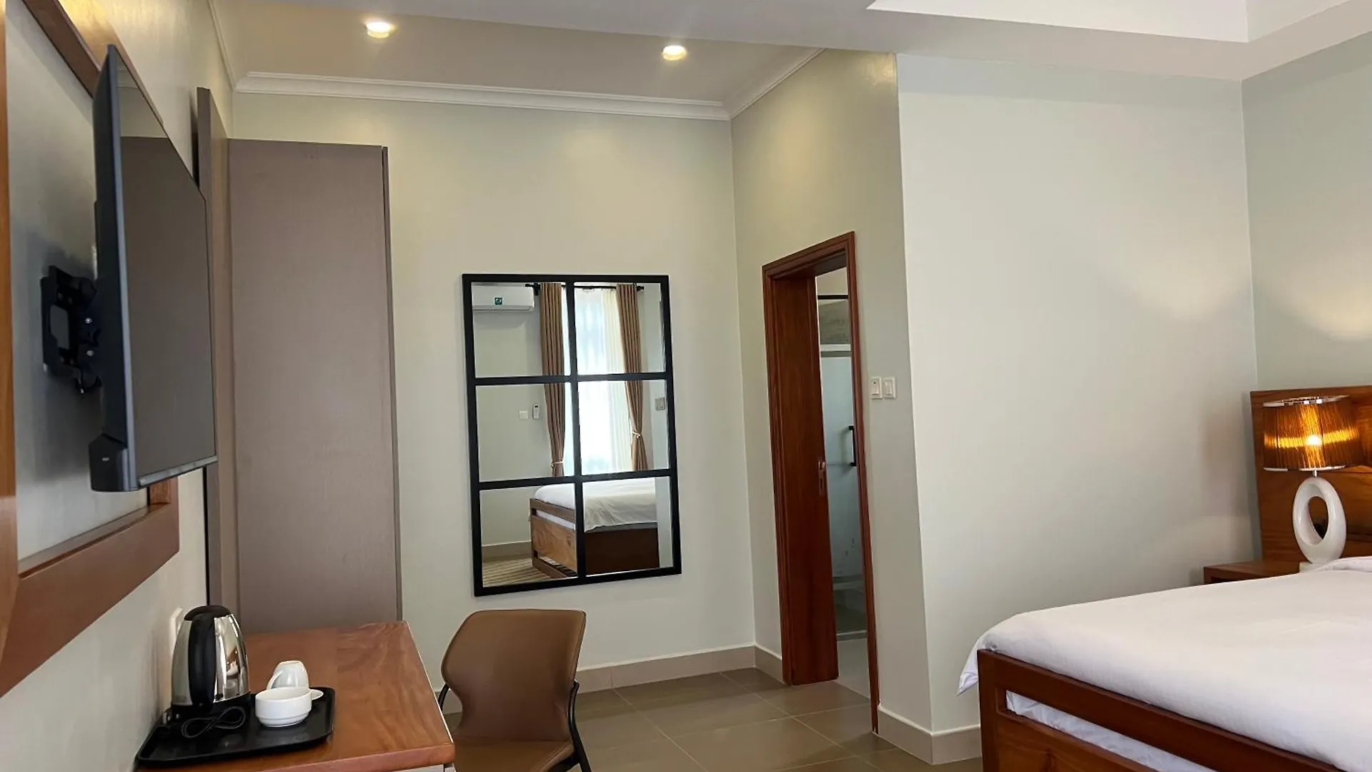 Hotel Medine Square Kampala